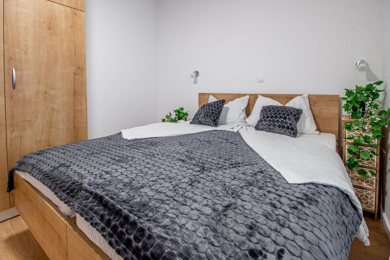 Apartments Euphoria East リエカ エクステリア 写真