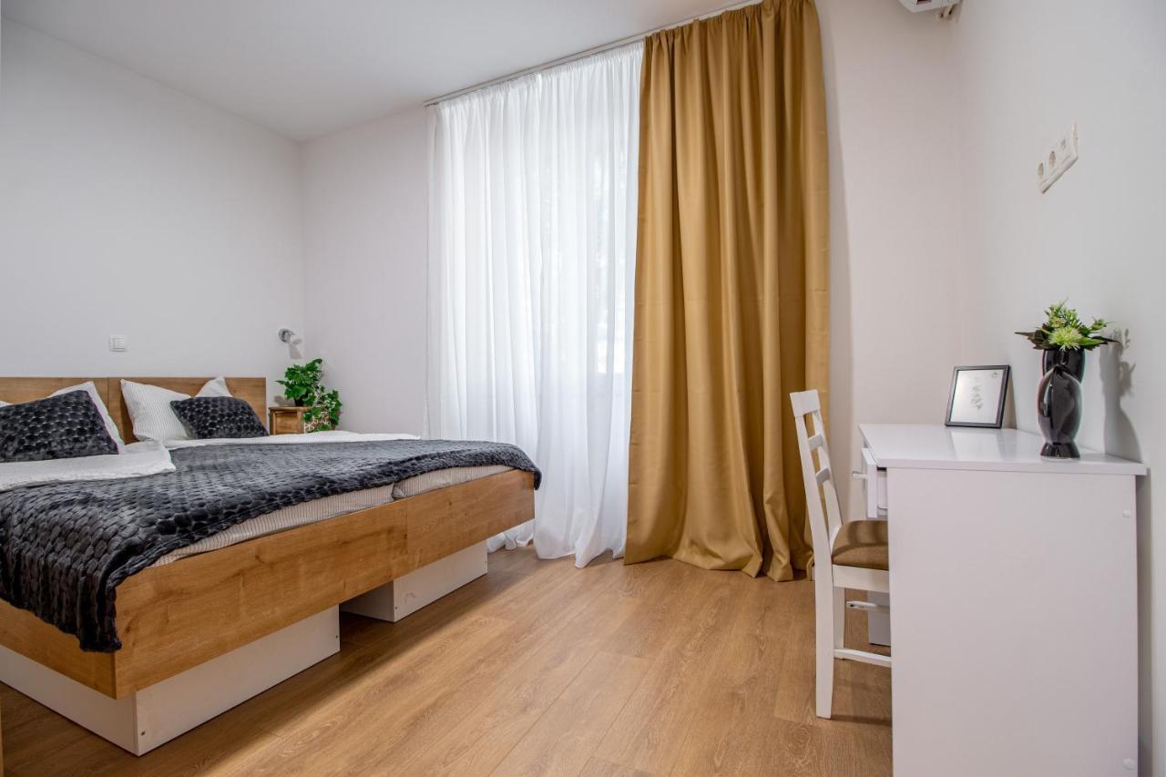 Apartments Euphoria East リエカ エクステリア 写真