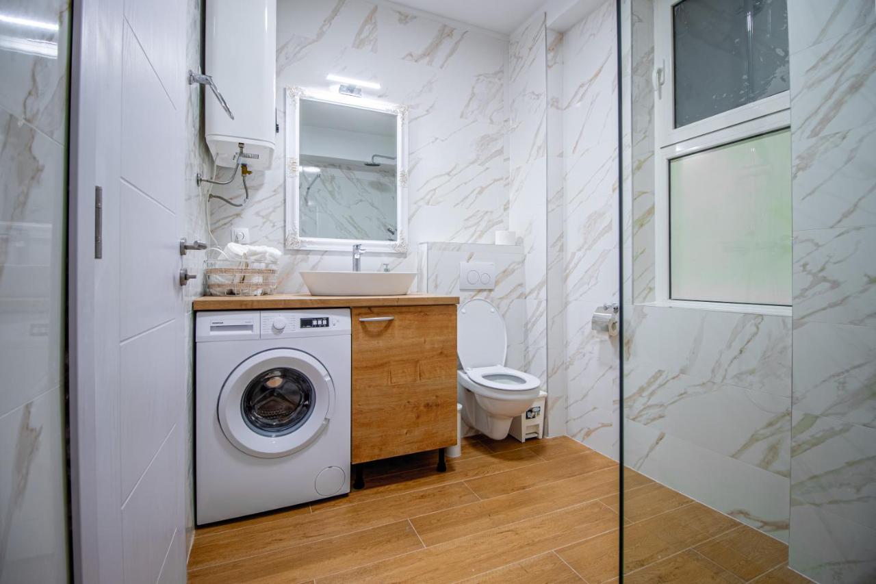 Apartments Euphoria East リエカ エクステリア 写真