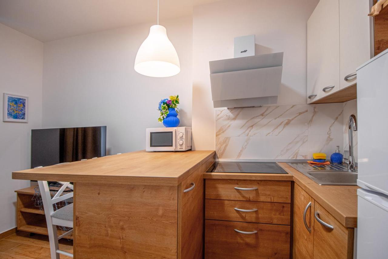 Apartments Euphoria East リエカ エクステリア 写真