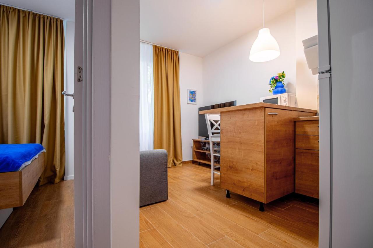 Apartments Euphoria East リエカ エクステリア 写真